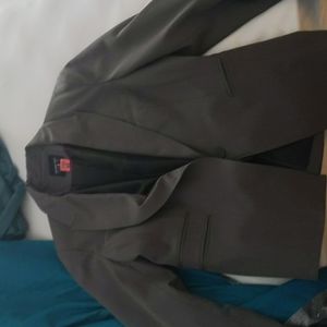 Grey well maintained suit jacket - medium